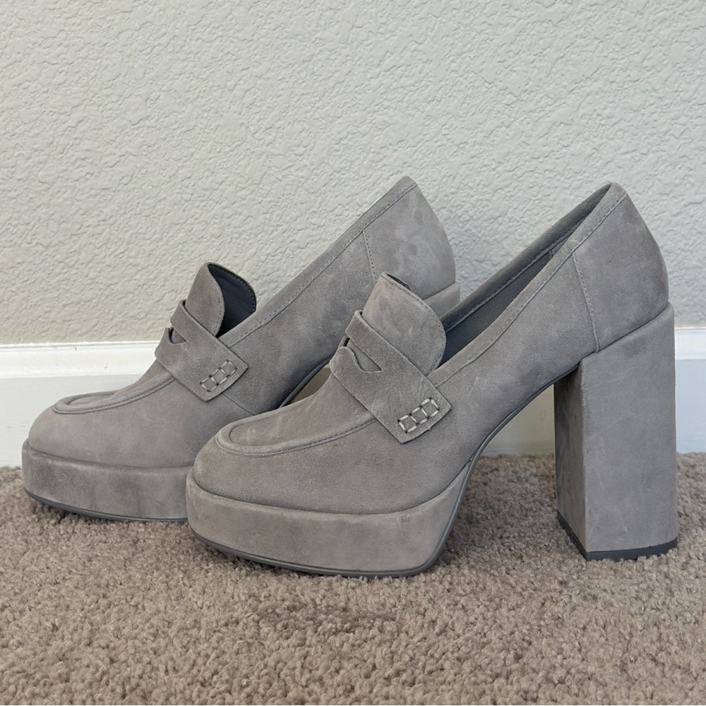 Steve Madden Ashe Gray Suede Platform Loafers